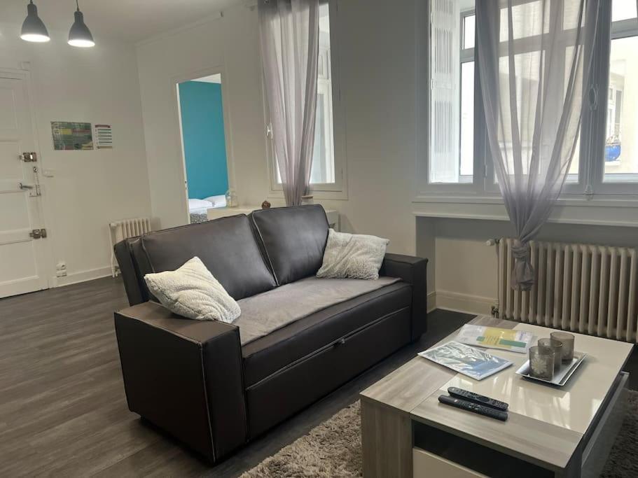Appartement Proche Des Facs Lebon Clermont-Ferrand Luaran gambar